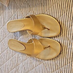 Ann Taylor 8.5 gold kitten heels sandals